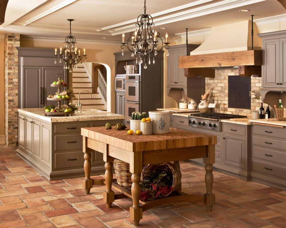 Chateau 6 Light Chandelier