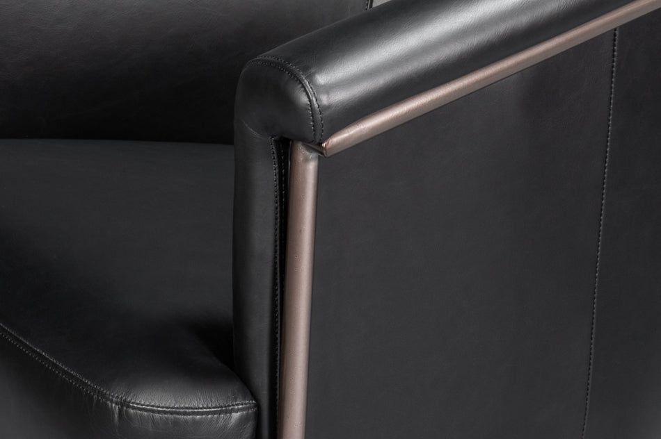 Nagel Distilled Leather Chaironyx Black