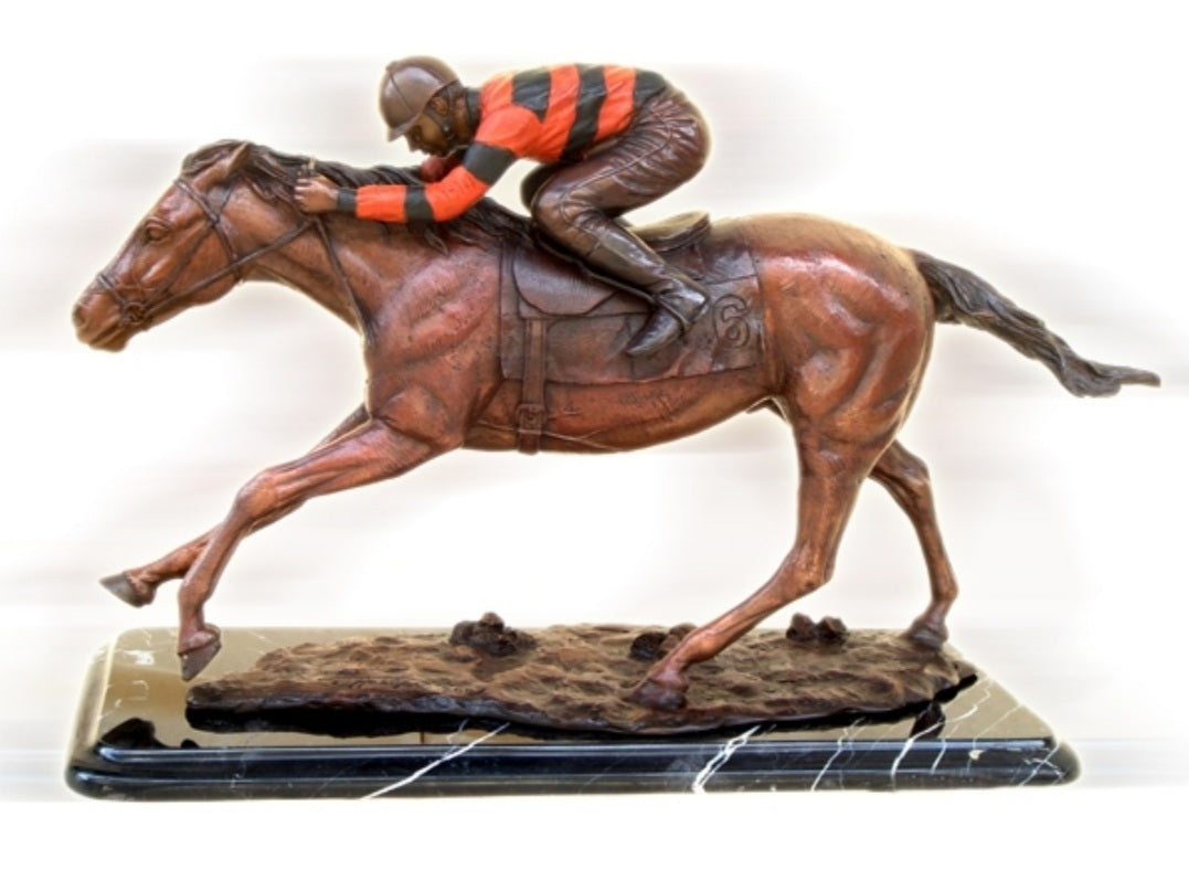 BRONZE TABLE TOP RACE HORSE