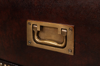 Studded Gentleman'S Chest