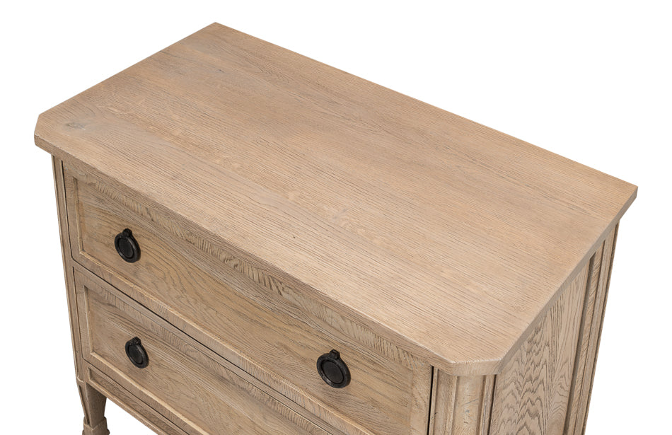 Gordon Vineyards Chest