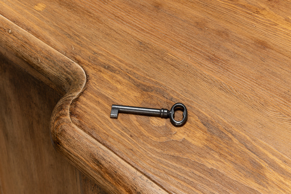 Entree' Sideboard Brown Finish