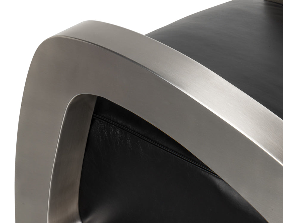 Carlisle Armchair Leatheronyx Black