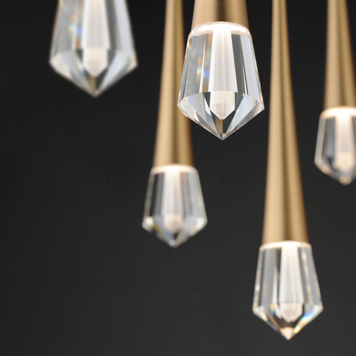 PIERCE 12-LIGHT LED PENDANT
