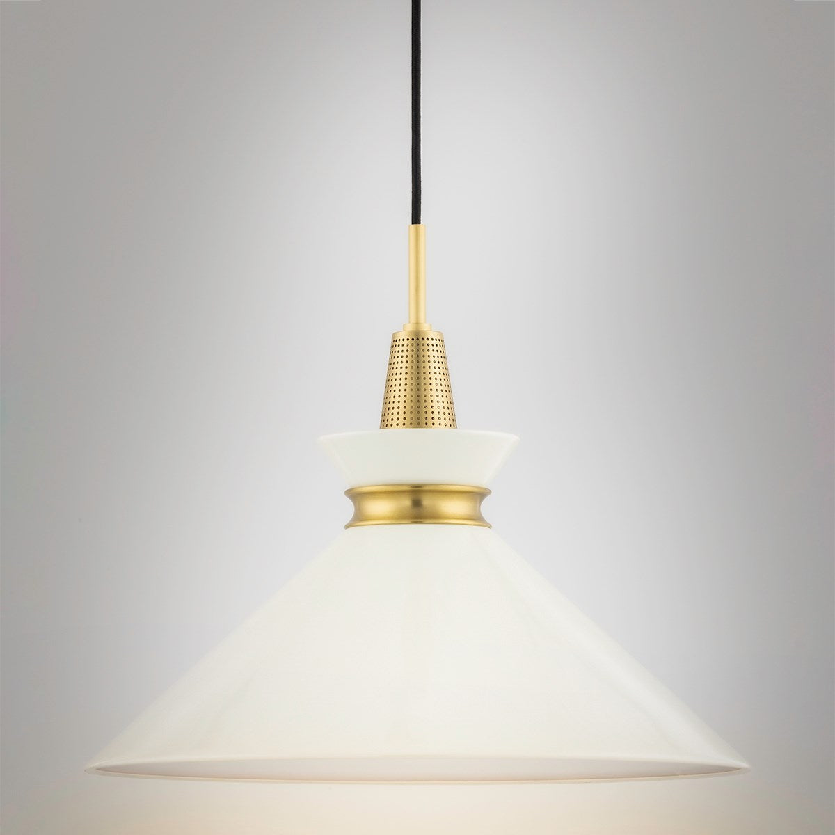 KIKI RETRO PENDENT