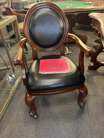 Niagara Club Chair (DISPLAY CHAIRS 2 AVAILABLE)